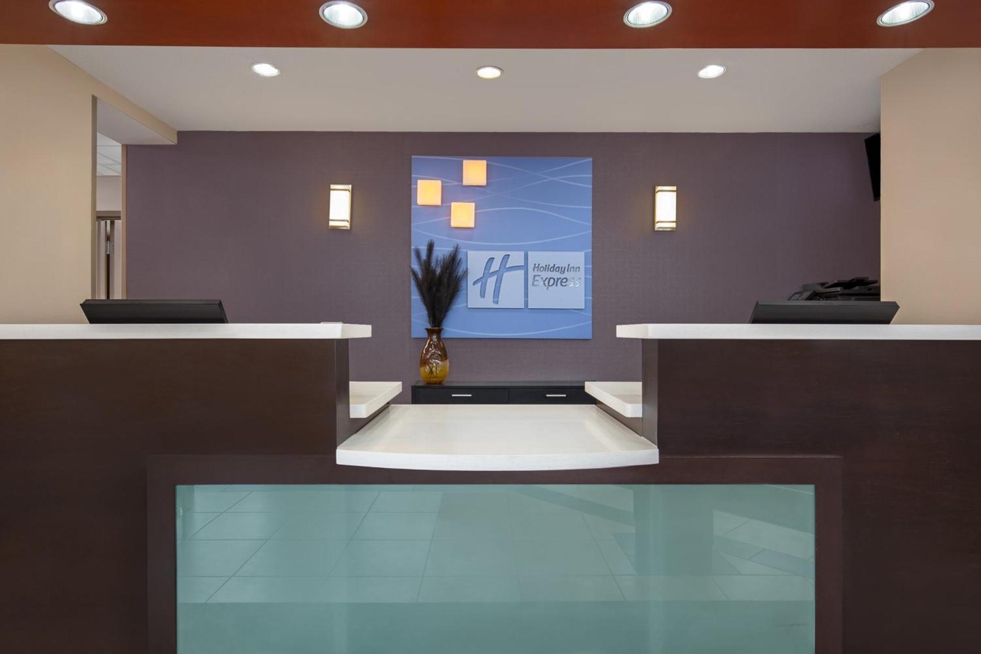 Holiday Inn Express Hotel & Suites Barrie By Ihg Luaran gambar