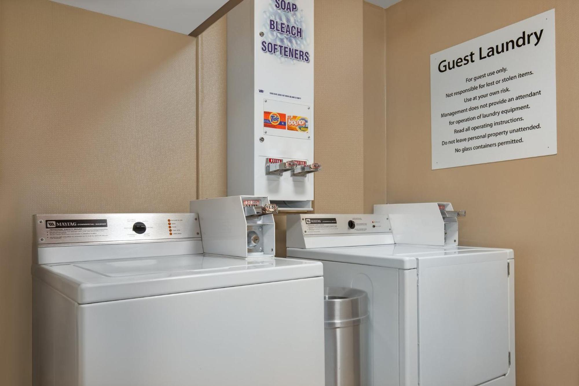 Holiday Inn Express Hotel & Suites Barrie By Ihg Luaran gambar