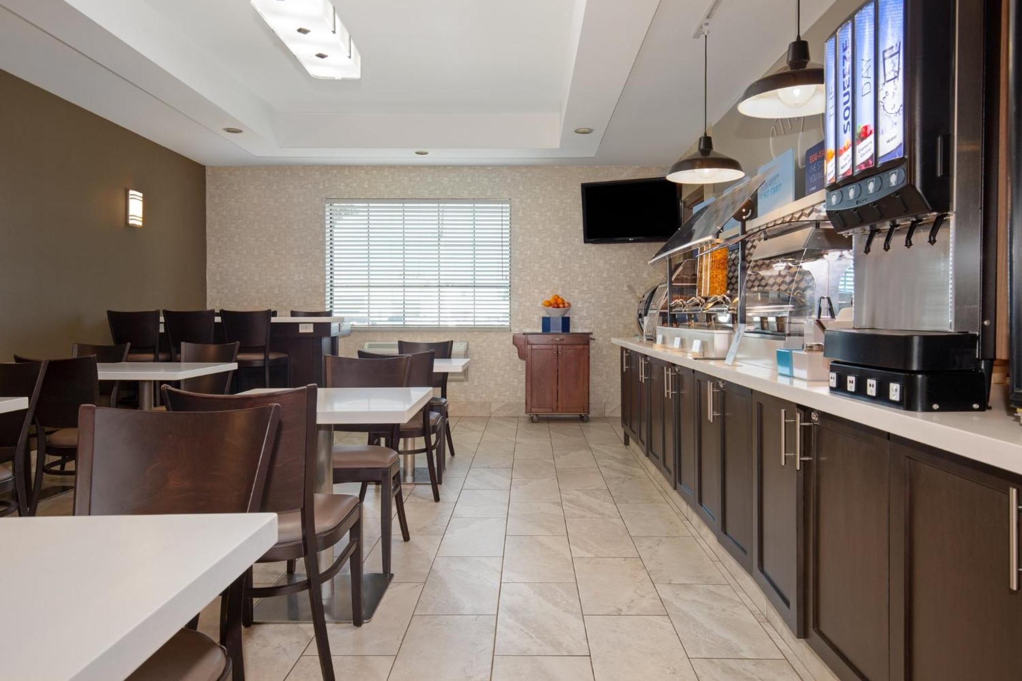 Holiday Inn Express Hotel & Suites Barrie By Ihg Luaran gambar
