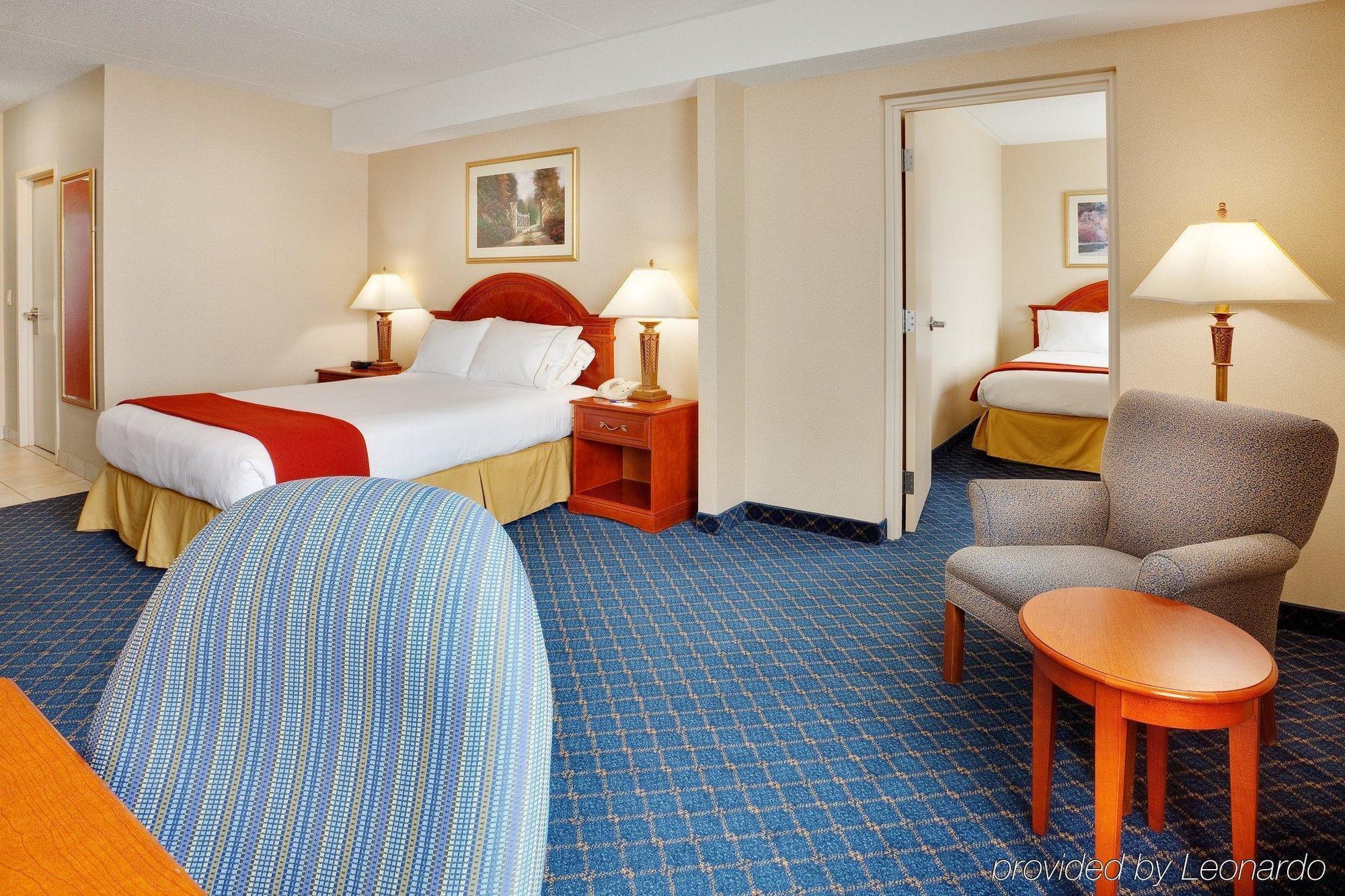 Holiday Inn Express Hotel & Suites Barrie By Ihg Luaran gambar