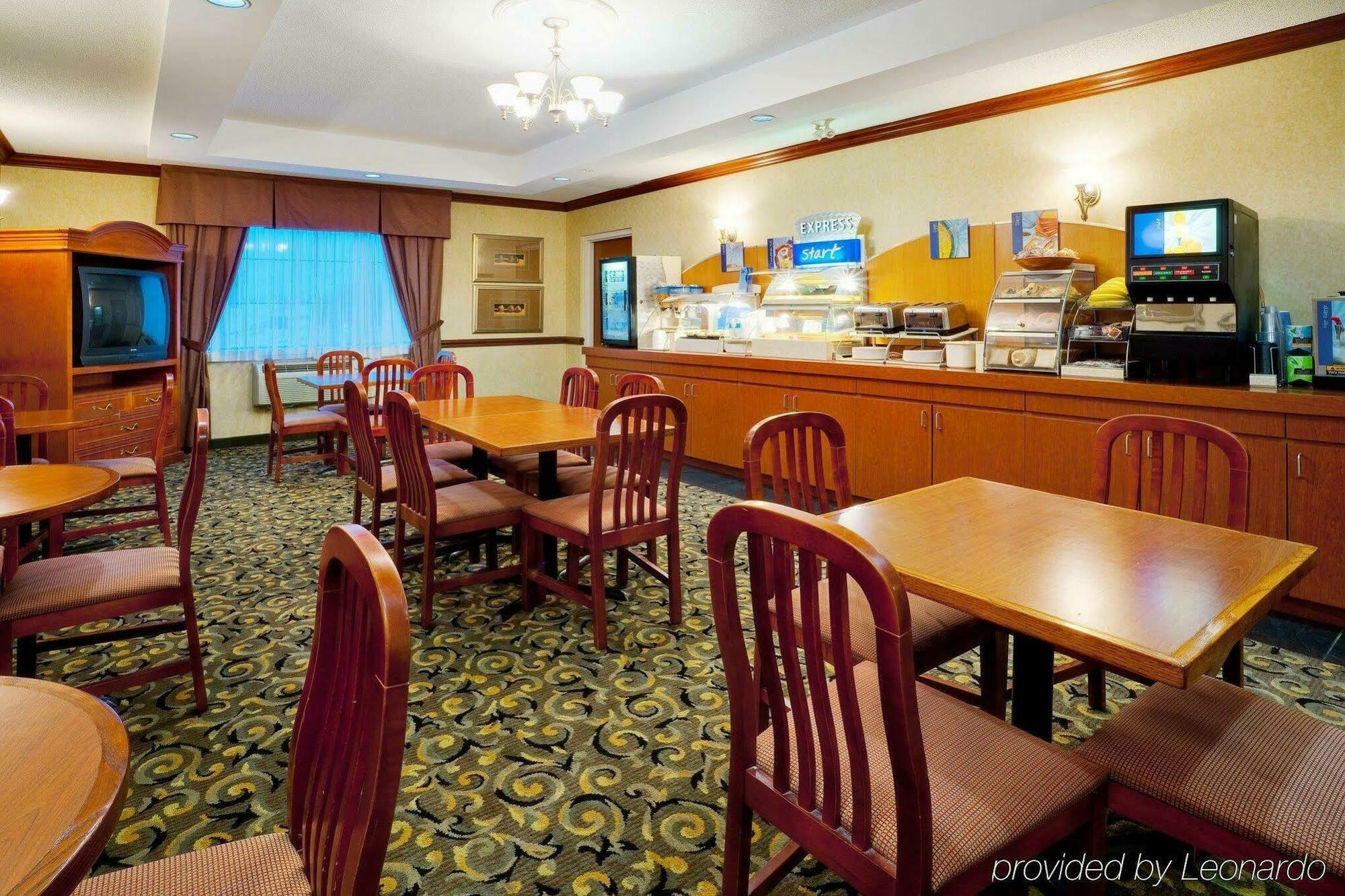 Holiday Inn Express Hotel & Suites Barrie By Ihg Luaran gambar